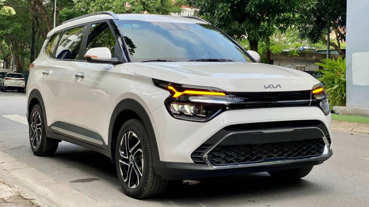 KIA Caren